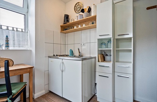 Reinberg Appartement | Studio 'Minimalistisch Bootsmann Koje' avec terrasse partagée, Wi-Fi et climatisation
