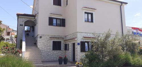 Sarsoni Appartement | Studio apartman Kris