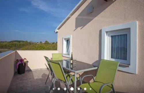 Krmed Appartement | studio apartman M&S Perkovic