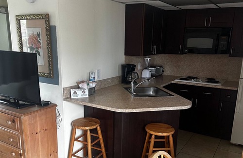 Deerfield Beach Station Balnéaire | Studio Apartment- Steps from the beach!