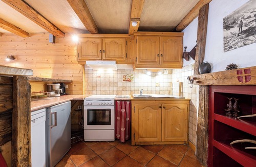 Beaufort Appartement | Studio "2-4 Personnes" avec vue sur les montagnes, terrasse privée et Wi-Fi
