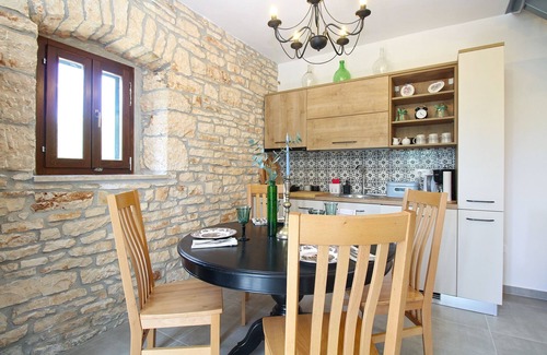 Grzini Appartement | Studio appartment 2323/109271 (Istria - Svetvinčenat), 28500m from the beach