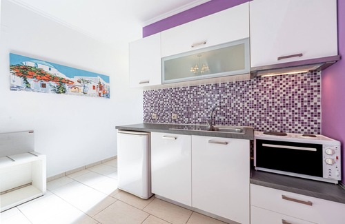 Anthousa Appartement | Studio 'Deluxe 2 Adults - E' avec terrasse partagée, Wi-Fi et climatisation