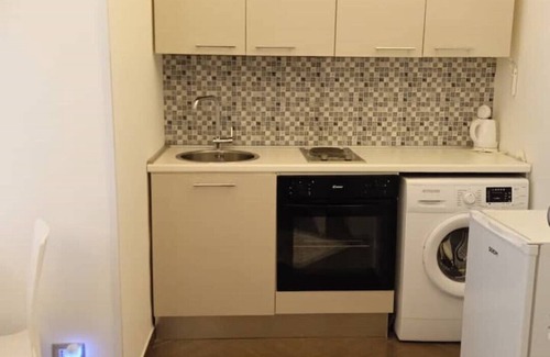 Historical Downtown Salerno Appartement | Studio apartment historic center of Salerno near boarding and parking