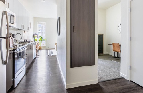 Beaverton Appartement | Studio Apartment in Hillsboro w/Office