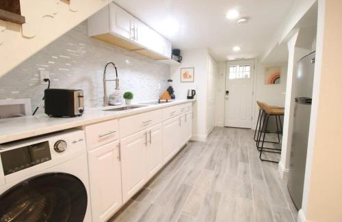Kingman Park Maison | Studio Apartment near RFK fields