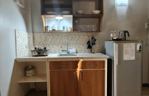 Puerto Galera Appartement | studio apartment with ocean views and swimming pool .