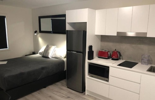 Adamstown Appartement | Studio Apartment Unit