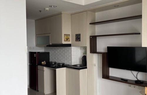 Jakarta Appartement | studio apartment westvista free parking