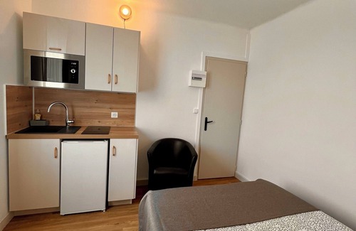 Saint-Doulchard Appartement | STUDIO Appart' Hotel LE CYGNE Gare