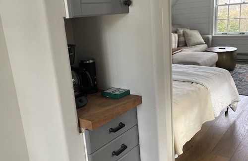 Saint Davids Appartement | Studio Apt located in the heart of Wayne