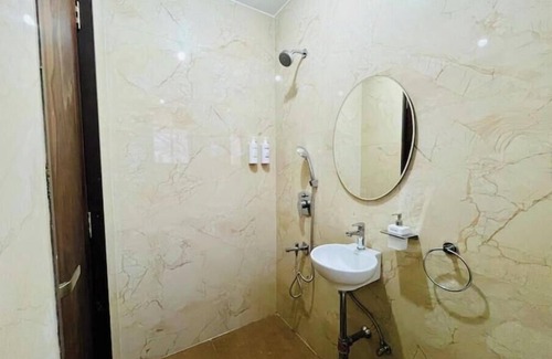 Kandivali East Appartement | Studio at Malad by THE BNB STAY