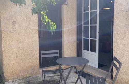 Montgesty Appartement | Studio du Lac **
