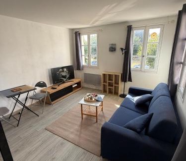 Dives-sur-Mer Appartement | Studio au cœur du village d'arts