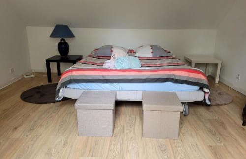La Chapelle-Fortin Appartement | Studio au cœur des écuries