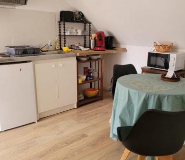 La Chapelle-Fortin Appartement | Studio au cœur des écuries
