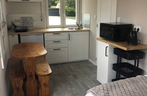 Villefranche-sur-Cher Appartement | Studio Au Number 10, panier petit-déjeuner offert
