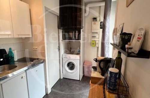 La Gare Appartement | Studio Av République avec parking (B)