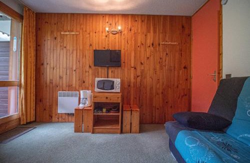 Les Avanchers-Valmorel Appartement | Studio avec balcon pour 2 pers, départ skis aux pieds, proche piste et ESF - FR-1-356-215