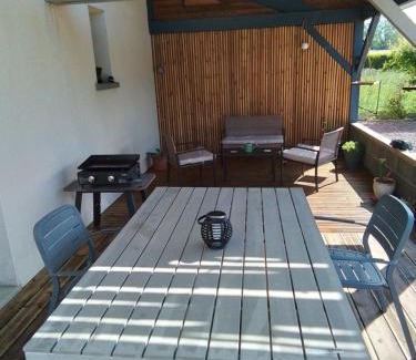 Mayet Appartement | Studio avec jardin