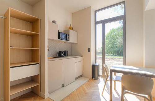 Ecully Appartement | Studio avec terrasse aux portes de Lyon, Ecully