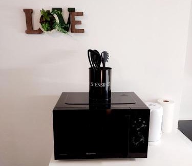 Neris-les-Bains Appartement | Studio B aux pieds des Thermes