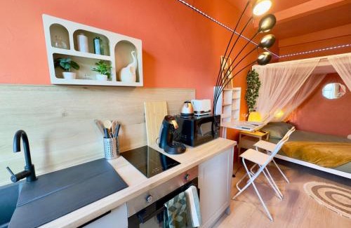 Arras Appartement | Studio Bali Hyper centre Lit Baldaquin