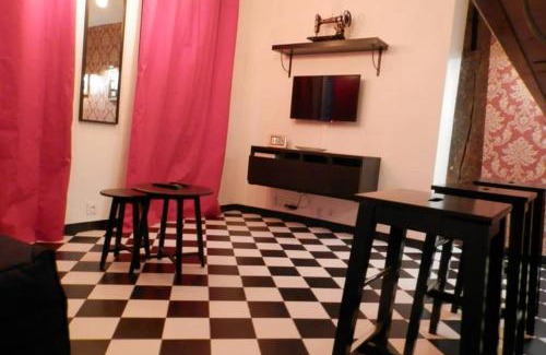 Old Town Appartement | Studio Bistrot baroque centre ville historique