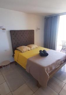 La Trinite Appartement | Studio Bleu Emeraude