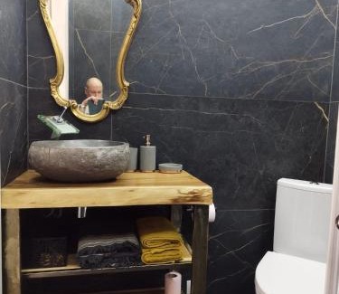 Brouzet-les-Ales Appartement | Studio Bouquet