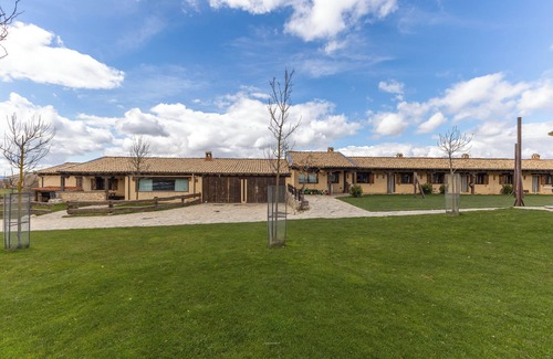 Santo Tome del Puerto Appartement | Studio 'Burro' avec vue sur la montagne et jardin privé
