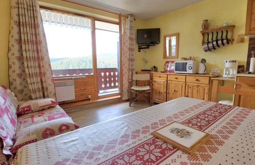 Notre-Dame-de-Bellecombe Appartement | Studio cabine cosy à 1450m avec vue et balcon, proche téléski - FR-1-505-19