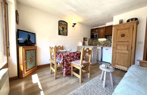 Praz-sur-Arly Appartement | Studio Cabine à Praz-Sur-Arly - 4 pers, Parking, Proche Centre et Pistes - FR-1-603-32