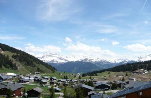 Les Saisies Appartement | Studio cabine aux Saisies, 4 pers, proche centre, balcon - FR-1-594-123
