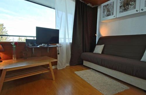 Chamrousse Appartement | Studio cabine avec balcon, proche des pistes, bien équipé, idéal pour 4 personnes - FR-1-340-195