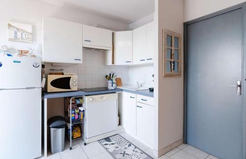 Gruissan Appartement | Studio cabine avec piscine et vue port à Gruissan - FR-1-409-199