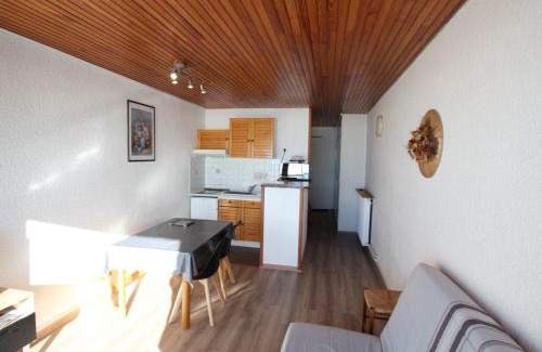 Chamrousse Appartement | Studio cabine près des pistes avec kitchenette - FR-1-549-14