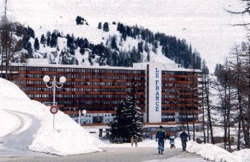 Plagne Centre Appartement | Studio cabine rénové à Plagne Centre avec balcon et proche des pistes - FR-1-455-68