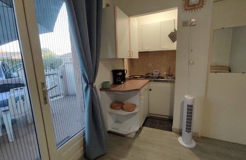 Marseillan Appartement | ✦✧ Studio climatisé / Quartier calme / Coin nuit & grande terrasse ✦✧