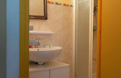 Brive-la-Gaillarde Appartement | Studio Calme Chaleureux