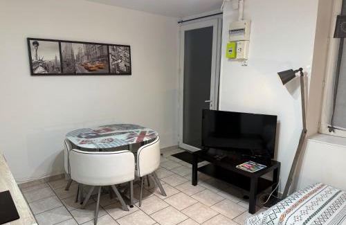 Moirans-en-Montagne Appartement | Studio Capitale du Jouet - Moirans en Montagne 2-4 personnes
