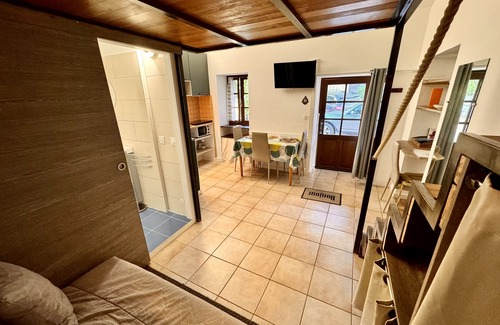 Monacia-d'Aullene Appartement | ESTUDIO CASA DE PIEDRA Corsicana típica 20m2, CLIM, Terraza, Parking, bonifacio