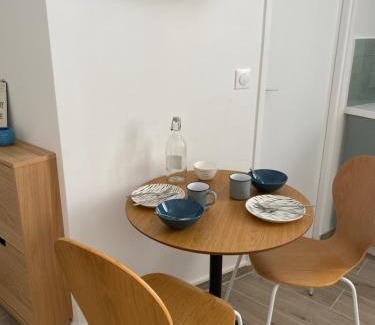 Saint-Germain-en-Laye Appartement | Studio centre ville proche RER A wifi