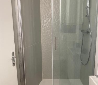 Saint-Germain-en-Laye Appartement | Studio centre ville proche RER A wifi