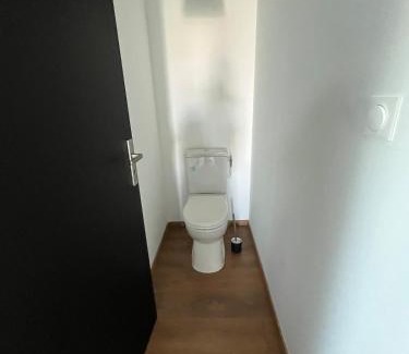 Boue Appartement | Studio Centre Bourg Arrivée et Départ Autonome