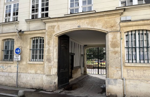 Rouen City Centre Appartement | Studio centre ville tout confort avec SDB équipée d’une baignoire jacuzzi