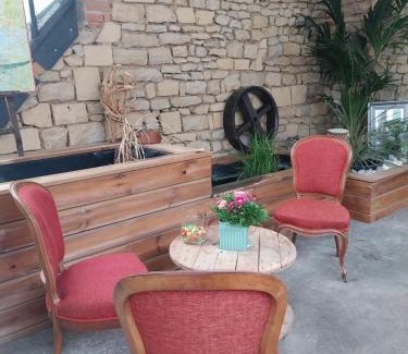 Charleville-Mezieres Appartement | Studio chaleureux en hyper centre