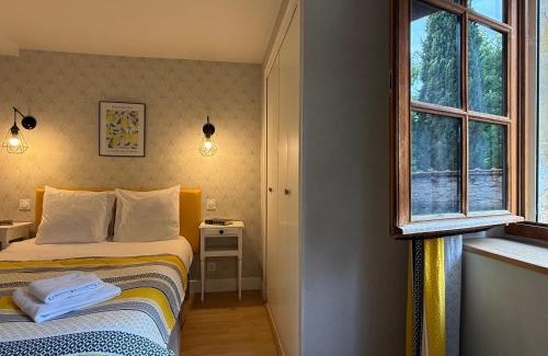 Excideuil Appartement | Studio chaleureux au cœur d'Excideuil avec wifi et animaux admis - FR-1-839-7