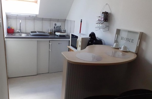 Beauvais Appartement | Studio chaleureux Beauvais-centre, gare et proche Aéroport