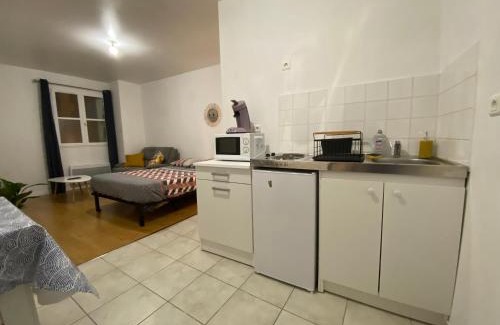 Excideuil Appartement | Studio chaleureux Centre Ville